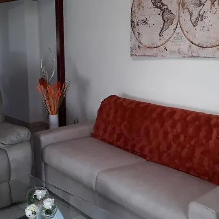 아파트 Holidays Homes Il Folletto *